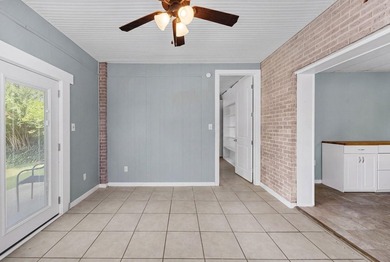 Welcome to lakefront living on Lyman Lake. This 2,796 sq. ft - photo 24
