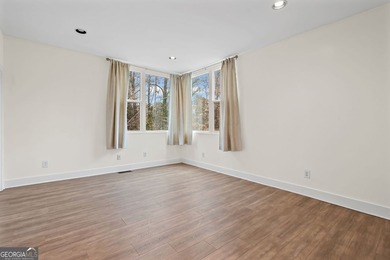 Welcome to one of Cascade Heights' most extraordinary properties - photo 27
