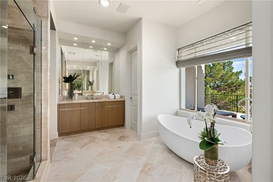 An oasis of amazing trees and greenery, Spanish Trail is an - photo 28