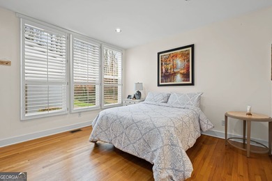 Welcome to one of Cascade Heights' most extraordinary properties - photo 34