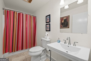 Welcome to one of Cascade Heights' most extraordinary properties - photo 37