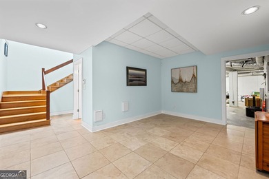 Welcome to one of Cascade Heights' most extraordinary properties - photo 45