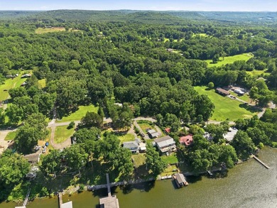 Just in time for summer, this beautifully updated waterfront - photo 48