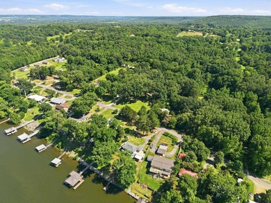 Just in time for summer, this beautifully updated waterfront - photo 50