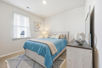 Welcome home to this beautifully maintained 4-bedroom, 2-bath - photo 18