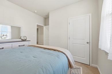 Welcome home to this beautifully maintained 4-bedroom, 2-bath - photo 19