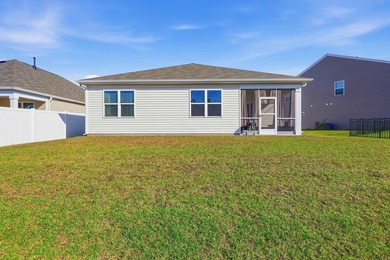 Welcome home to this beautifully maintained 4-bedroom, 2-bath - photo 28