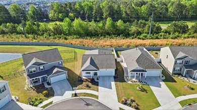Welcome home to this beautifully maintained 4-bedroom, 2-bath - photo 35