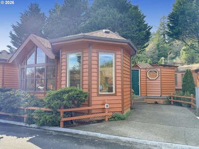 Fully refurbished River Cottage in the quiet Chetco River Resort - photo 2