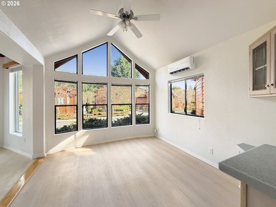 Fully refurbished River Cottage in the quiet Chetco River Resort - photo 7