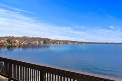Lake Hopatcong Townhome/Townhouse Sale Pending in Mount Arlington New Jersey
