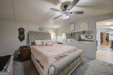 Looking for a private 2-bedroom home on acreage with no HOA? - photo 8