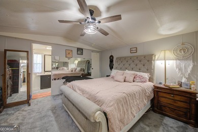 Looking for a private 2-bedroom home on acreage with no HOA? - photo 9