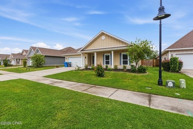 Welcome to the Victoria floor plan, a 4 bedrooms 2.5 bathroom - photo 4