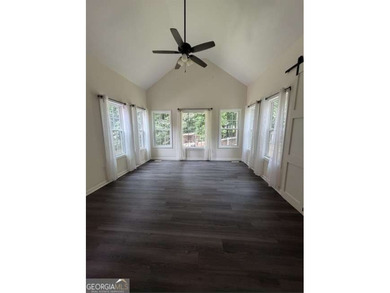 Don't miss the opportunity to own this beautiful raised ranch - photo 4