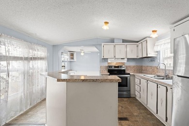 CURRENTLY UNDER CONTRACT, SELLER WILL CONSIDER BACKUP OFFERS - photo 9