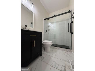 Don't miss the opportunity to own this beautiful raised ranch - photo 10
