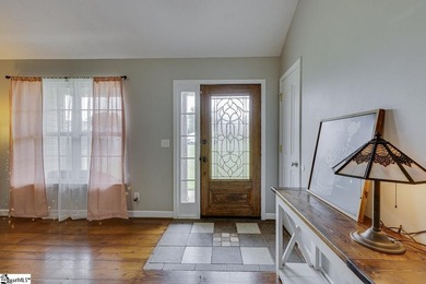 PRICE IMPROVEMENT! Adorable home on a cul-de-sac with .58 0f an - photo 4