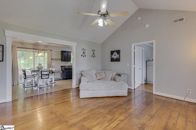 PRICE IMPROVEMENT! Adorable home on a cul-de-sac with .58 0f an - photo 6