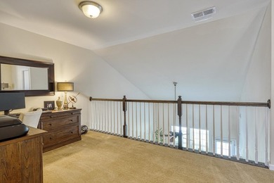 Enjoy low-maintenance living in the highly desirable River Falls - photo 20