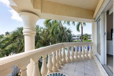 Discover an exceptional D'Asign Source designer home in - photo 21