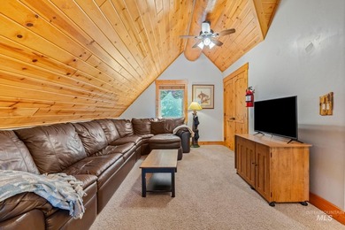 Rare opportunity to own a stunning log cabin retreat PLUS an - photo 28