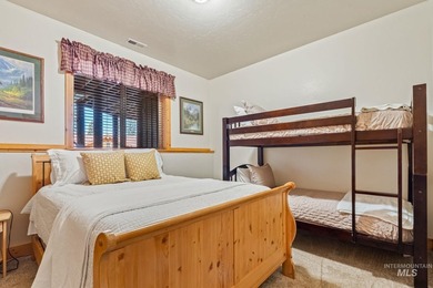 Rare opportunity to own a stunning log cabin retreat PLUS an - photo 34