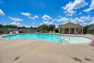 Enjoy low-maintenance living in the highly desirable River Falls - photo 42