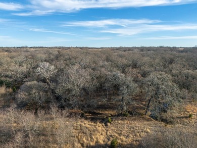 Welcome to the Clearview Ranch, an incredible 635 +/- acre cross - photo 46