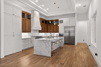 Welcome to 22 Saxby Glen, a breathtaking 4-bedroom, 5-bath - photo 7