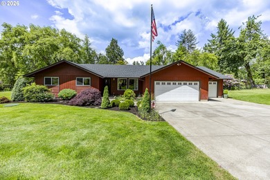 McKenzie River  Home For Sale in Springfield Oregon