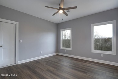 Brand-new construction in Tellico Village, offering modern - photo 30