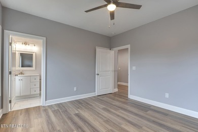 Brand-new construction in Tellico Village, offering modern - photo 31