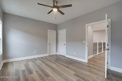 Brand-new construction in Tellico Village, offering modern - photo 35