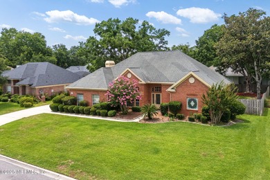 Doctors Lake Home Active Under Contract in Fleming Island Florida