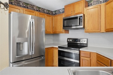 Spacious 4-Bedroom Home- Prime Location. Ideally situated just - photo 11