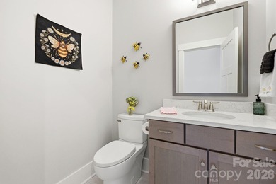 Welcome to sophisticated, carefree living in the highly - photo 15