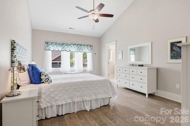 Welcome to sophisticated, carefree living in the highly - photo 18