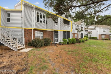 Welcome to this peaceful waterfront condo located on the second - photo 25