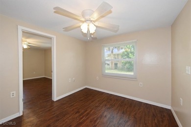 Well maintained DUPLEX in desirable McGregor Corridor. IMPACT - photo 27