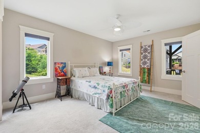 Welcome to sophisticated, carefree living in the highly - photo 28