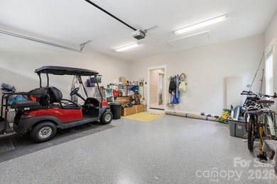 Welcome to sophisticated, carefree living in the highly - photo 35