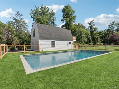 Just completed, this beautifully renovated transitional home is - photo 35