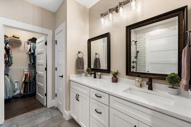 Welcome to Highland Park! One of the most sought-after - photo 40