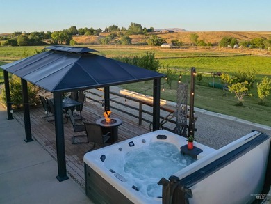 Welcome to your ultimate 14.25-acre fully fenced property - photo 9