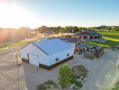 Welcome to your ultimate 14.25-acre fully fenced property - photo 10