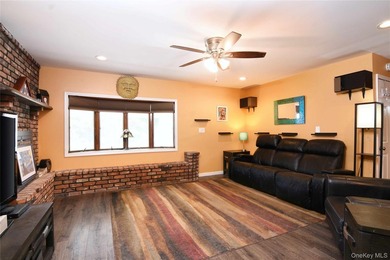 Expanded Ranch offering incredible flexibility! This 1,760 sq ft - photo 4