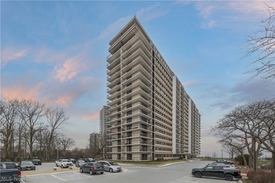 Lakefront Living at Its Finest in Lakewood Have you been