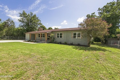 Cute. Updated. Move-in ready. Centrally located. This is a great - photo 3