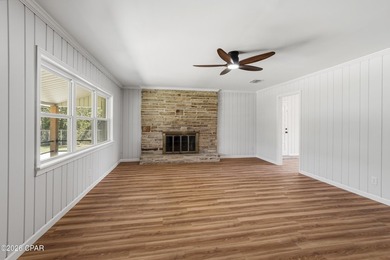 Cute. Updated. Move-in ready. Centrally located. This is a great - photo 7